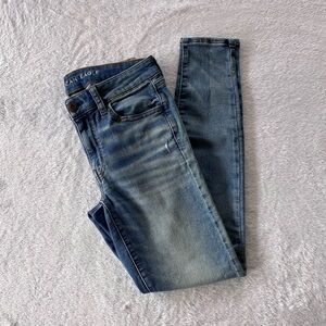 American Eagle Super Stretch Jean Jeggings with Distressed Detail
